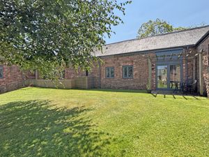 Photo 21- click for photo gallery